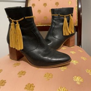 Made in Portugal | Black Leather Booties